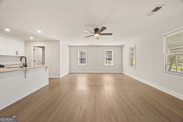 2593 Walton Way SW, Marietta, GA 30060