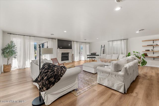 5049 E French Gulch Rd, Coeur D'alene, ID 83814