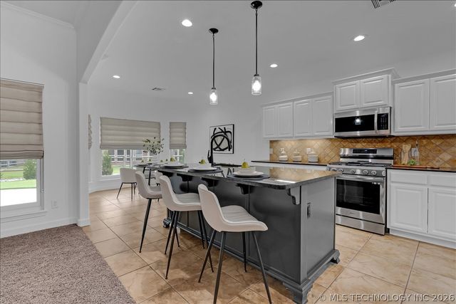1701 E Granger Street, Broken Arrow, OK 74012