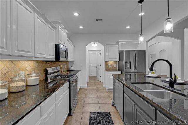 1701 E Granger Street, Broken Arrow, OK 74012