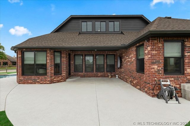 1701 E Granger Street, Broken Arrow, OK 74012