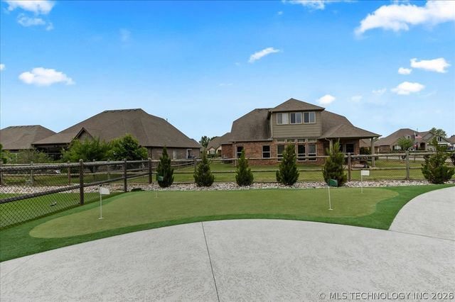 1701 E Granger Street, Broken Arrow, OK 74012