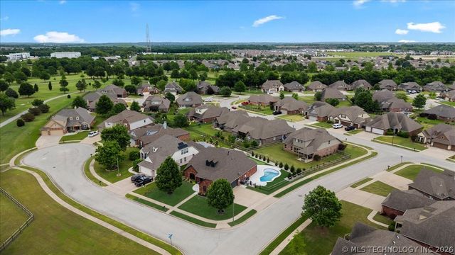 1701 E Granger Street, Broken Arrow, OK 74012