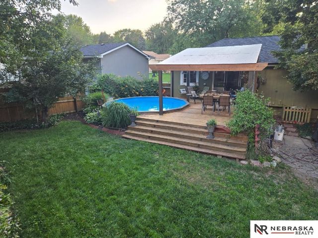 411 Laredo Road, Papillion, NE 68046