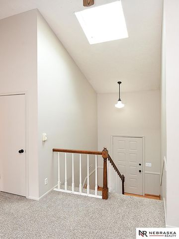 411 Laredo Road, Papillion, NE 68046