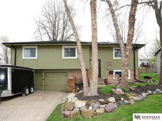411 Laredo Road, Papillion, NE 68046