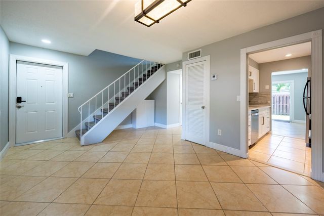 10717 La Placida Dr 1-3, Coral Springs, FL 33065