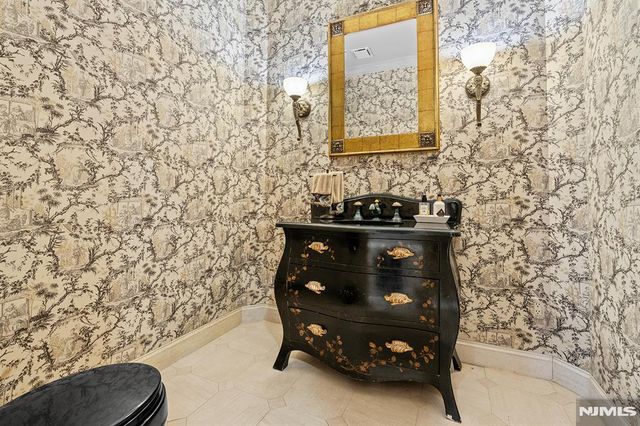 307 Daffodil Drive, Norwood, NJ 07648