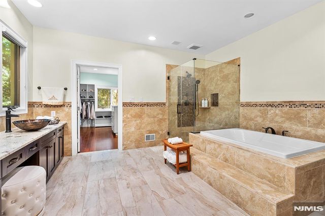 307 Daffodil Drive, Norwood, NJ 07648
