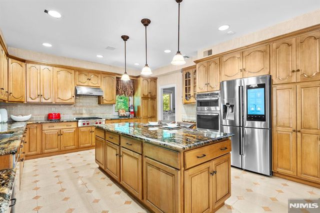 307 Daffodil Drive, Norwood, NJ 07648