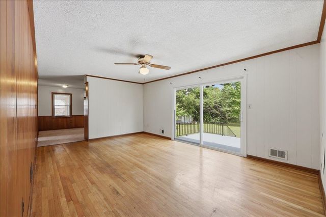 180 Gordon Drive, Spartanburg, SC 29301