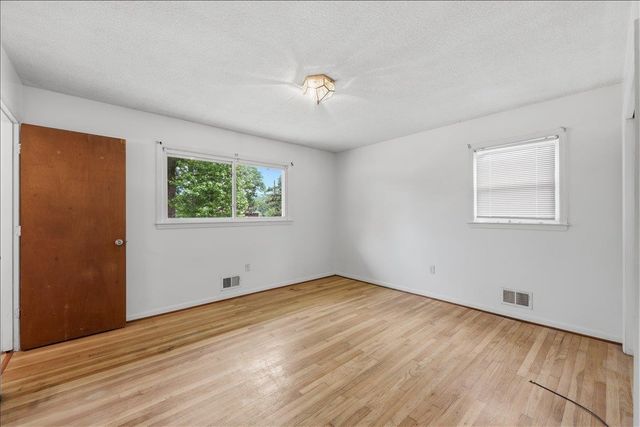 180 Gordon Drive, Spartanburg, SC 29301
