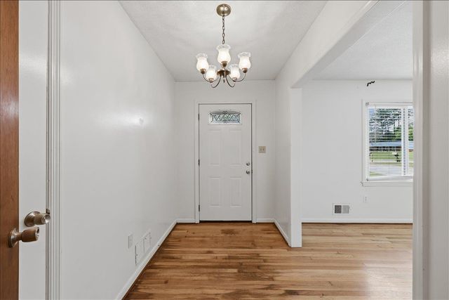 180 Gordon Drive, Spartanburg, SC 29301