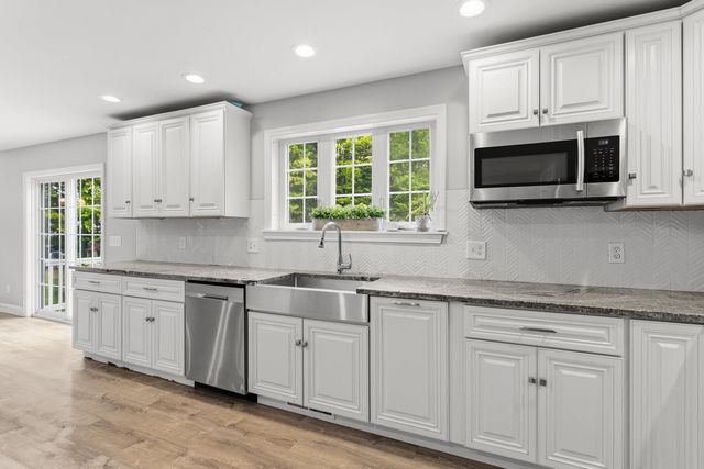 25 Cameron Drive, Pittsfield, NH 03263