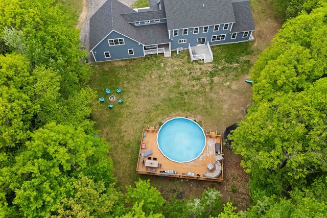 25 Cameron Drive, Pittsfield, NH 03263