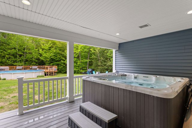 25 Cameron Drive, Pittsfield, NH 03263