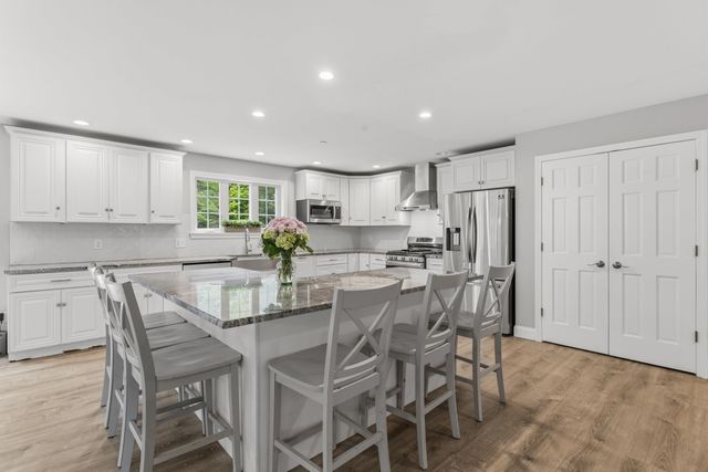 25 Cameron Drive, Pittsfield, NH 03263