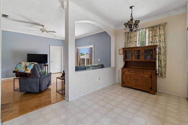 912 GRAND CANYON DRIVE, Valrico, FL 33594