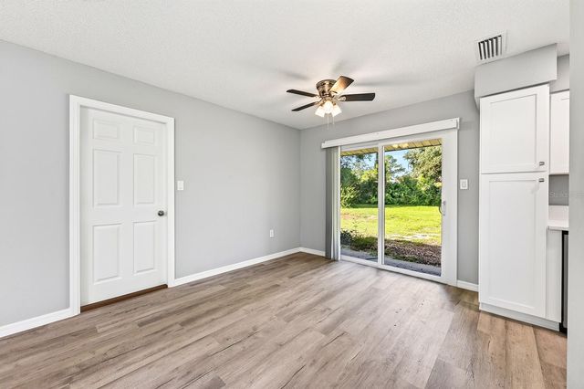 706 ELM AVENUE, Fruitland Park, FL 34731