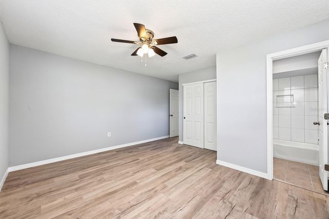 706 ELM AVENUE, Fruitland Park, FL 34731