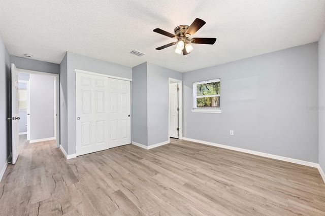 706 ELM AVENUE, Fruitland Park, FL 34731