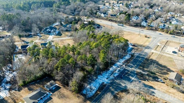 2113 Breezewood Drive, Charlotte, NC 28262