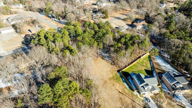 2113 Breezewood Drive, Charlotte, NC 28262