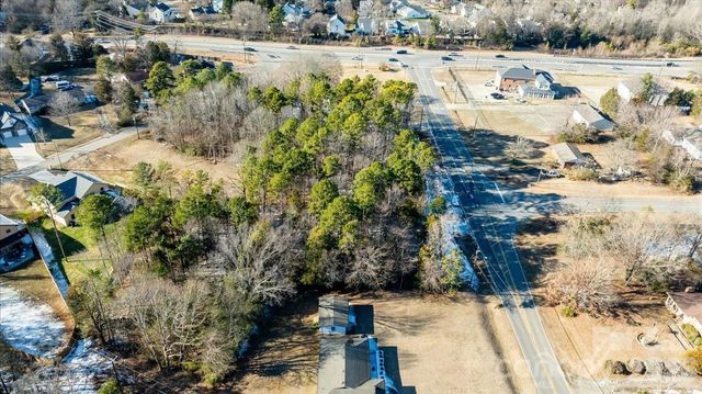 2113 Breezewood Drive, Charlotte, NC 28262