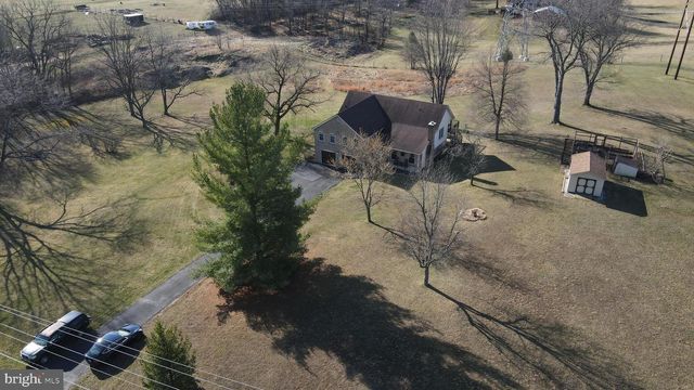 4708 SUMMIT POINT RD, Charles Town, WV 25414