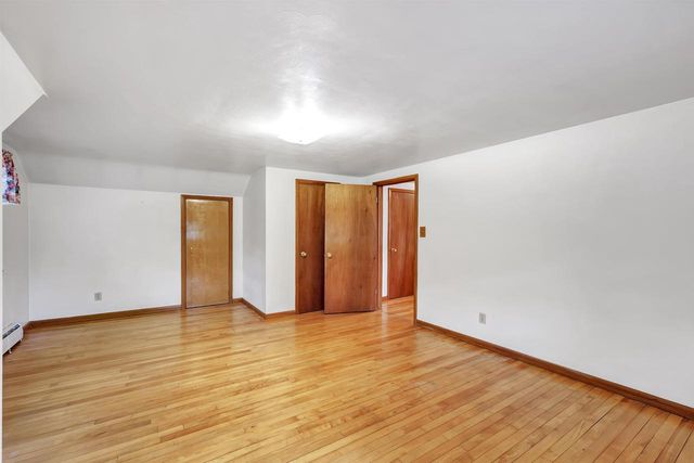 427 APOLLO WAY, De Pere, WI 54115