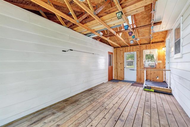 427 APOLLO WAY, De Pere, WI 54115