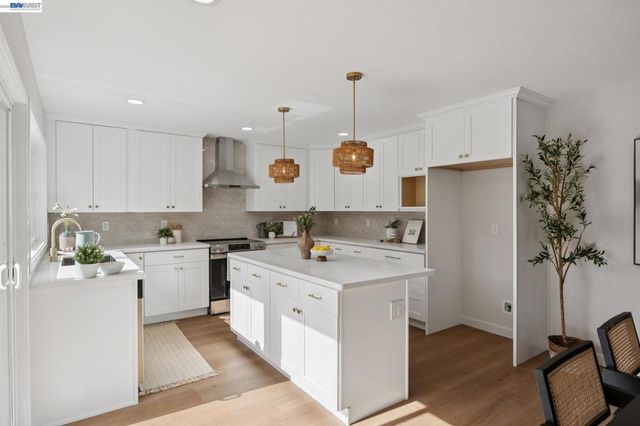 2640 Mallard Court, Union City, CA 94587