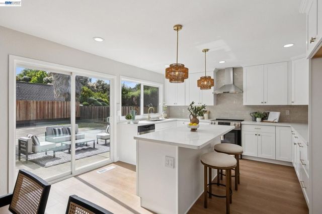 2640 Mallard Court, Union City, CA 94587