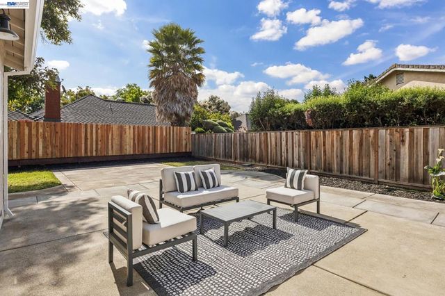 2640 Mallard Court, Union City, CA 94587