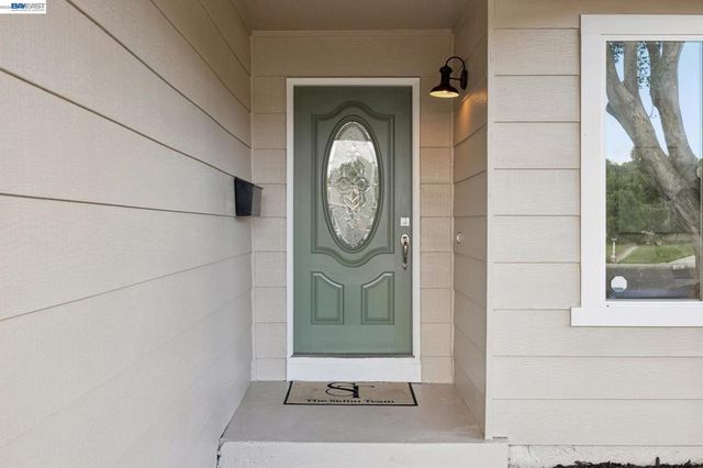 2640 Mallard Court, Union City, CA 94587