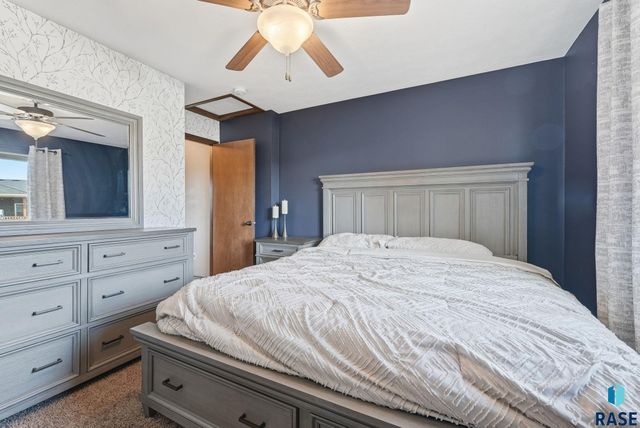 7908 W Pettigrew Ln Lane, Sioux Falls, SD 57106