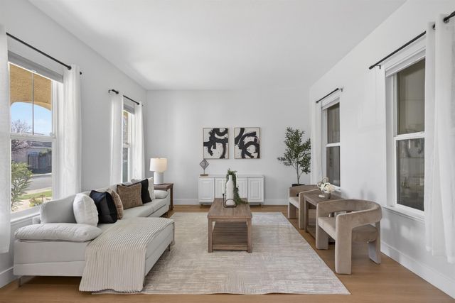 5419 Mariolyn Way, Elk Grove, CA 95757