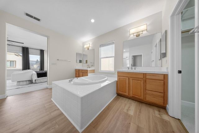 5419 Mariolyn Way, Elk Grove, CA 95757