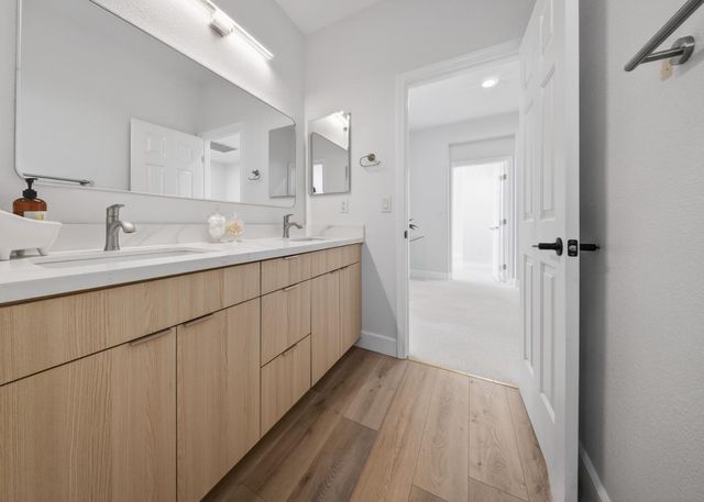 5419 Mariolyn Way, Elk Grove, CA 95757