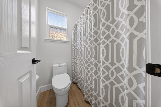 5419 Mariolyn Way, Elk Grove, CA 95757