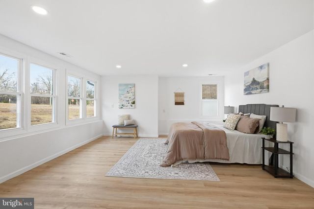 4740 LAKE RD, Newfield, NJ 08344