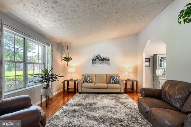 3414 WILLIAMSBURG DR, Waldorf, MD 20601