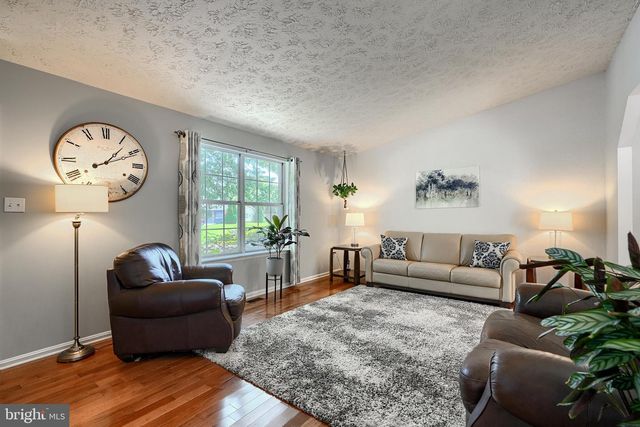 3414 WILLIAMSBURG DR, Waldorf, MD 20601
