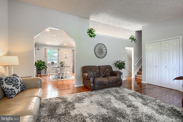 3414 WILLIAMSBURG DR, Waldorf, MD 20601