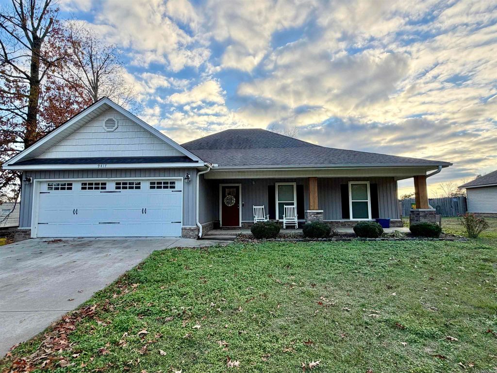 9417 Crossroads, Benton, AR 72019