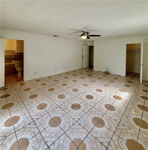 5241 Snowgoose Dr, Corpus Christi, TX 78413