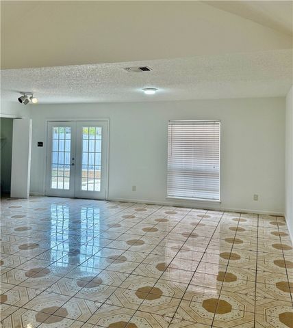 5241 Snowgoose Dr, Corpus Christi, TX 78413