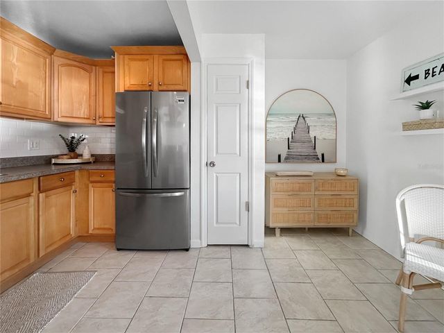 5037 STARFISH DRIVE SE D, St Petersburg, FL 33705