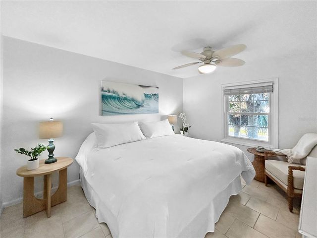 5037 STARFISH DRIVE SE D, St Petersburg, FL 33705