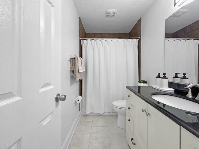 5037 STARFISH DRIVE SE D, St Petersburg, FL 33705